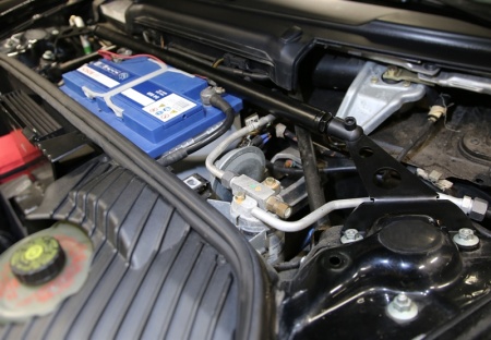 barre anti-rapprochement avant CARBONE pour Porsche 996 et Boxster