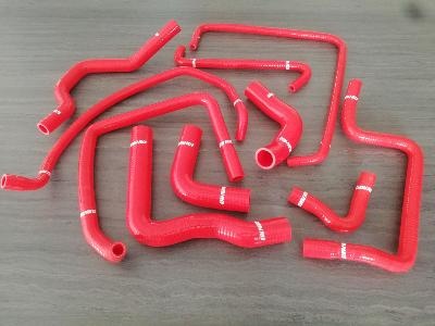 Durites silicone renforc�e Peugeot 205 GTI 1600 / 1900 (rouge)