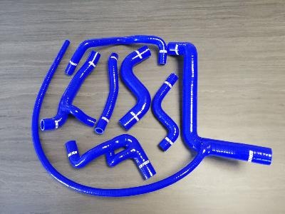Durites silicone renforc�es pour Volkswagen Golf 3 GTI 16v bleu