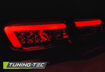 Feux arri&egrave;re design avec barre LED noir Renault Clio 4