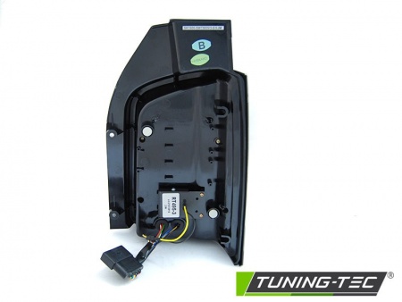 Feux arri&egrave;re design avec barre LED VW Transpoter T5