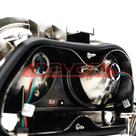 Feux arri&egrave;re LED pour Nissan Skyline R33