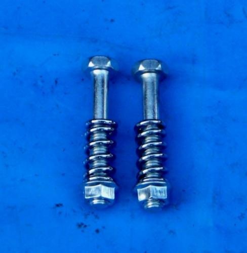 Jeu de 2 vis avec ressorts pour �chappement