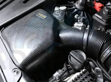 Kit d\'admission carbone ARMASPEED pour BMW M5 F10 / M6 F12 F13