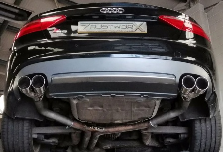 Suppression de silencieux arri&egrave;re inox Audi S5 B8 4,2l V8