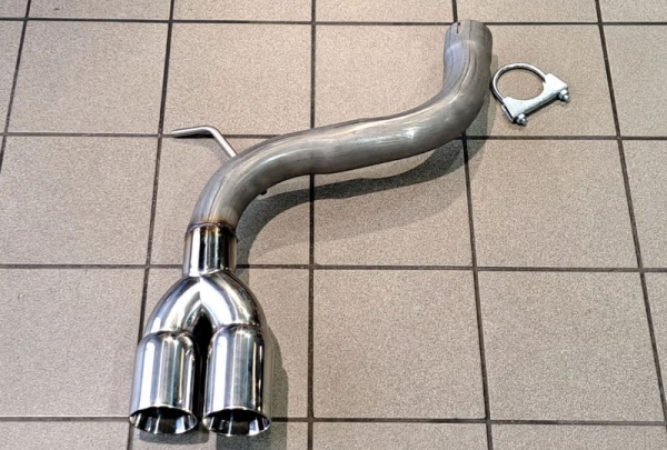 Suppression de silencieux arri�re inox BMW 116i, 118i, 120i E81 E87