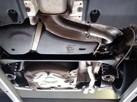 Suppression de silencieux arri&egrave;re inox VW polo 6C 1,8l GTI